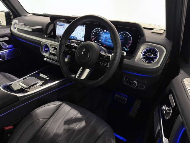 GクラスG450d AMGラインパッケージ (ISG) 4WD