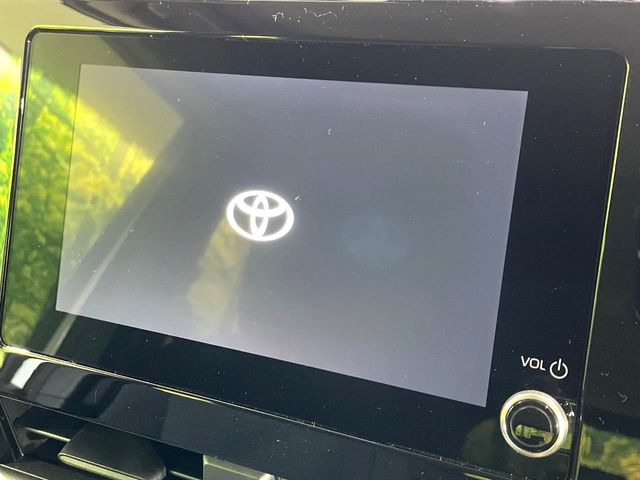 �y8�C���` �f�B�X�v���C�I�[�f�B�I�z���ʂ̃f�B�X�v���C��AppleCarPlay��AndroidAuto�����p�\�B�傫�ȉ�ʂŃX�}�z�i�r�A�v���������p���������܂���