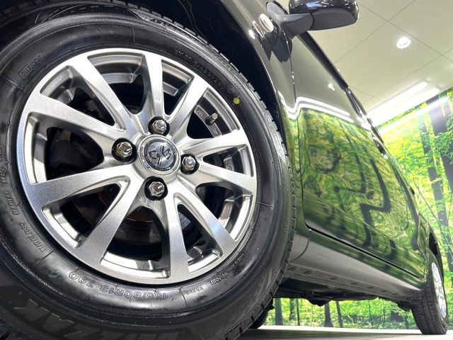 �y13�C���`�A���~�z�C�[���z�O�ςɃ}�b�`�����A���~�z�C�[���𑕒����Ă���܂��B�e��A���~�z�C�[����A�X�^�b�h���X�^�C�����戵�����Ă���܂��B���񂲑��k����������