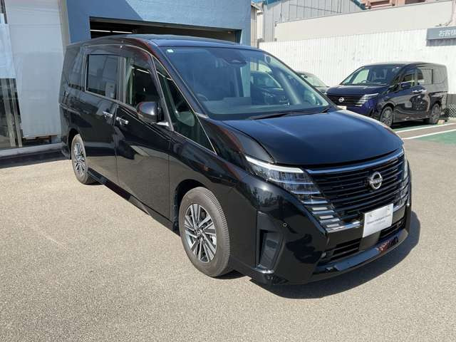セレナ1.4 e-POWER ハイウェイスターV