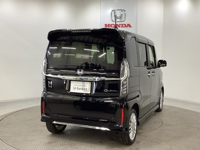 N-BOXカスタムL ターボ 4WD