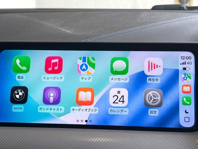 ��Apple Car Play:�X�}�z�Ƃ̗L���ڑ��ŁA�i�r�E�I�[�f�B�I�Đ��ȂǃX�}�z�̃A�v���@�\����ʂł��g����֗��@�\�ł�!