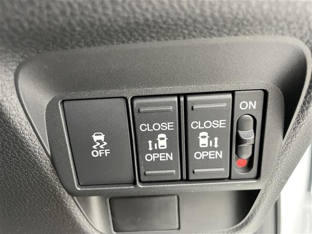 フリード1.5 e:HEV エアー EX