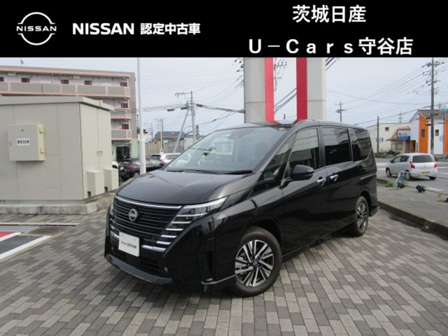 セレナ1.4 e-4ORCE ハイウェイスターV 4WD