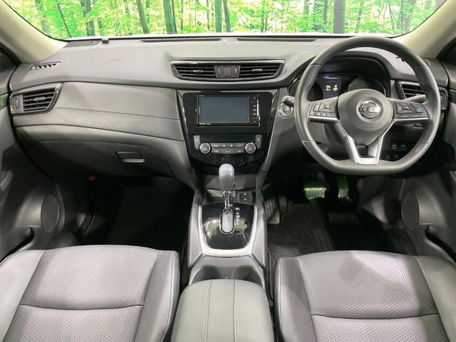 エクストレイル2.0 20Xi
