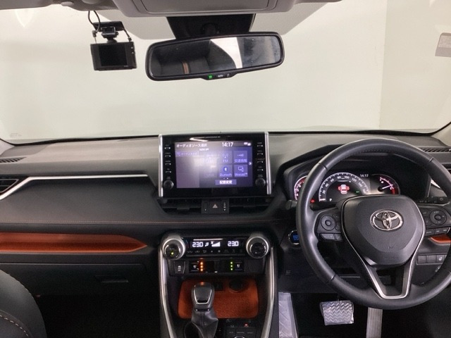 RAV42.0 アドベンチャー 4WD