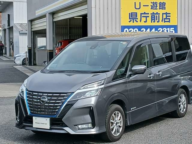 セレナ1.2 e-POWER ハイウェイスターV