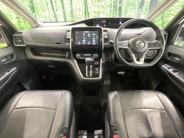 セレナ2.0 ハイウェイスター プロパイロット エディション