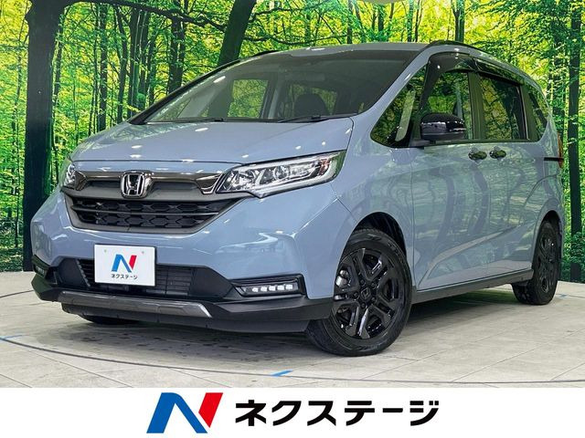 フリード1.5 ハイブリッド クロスター ブラックスタイル