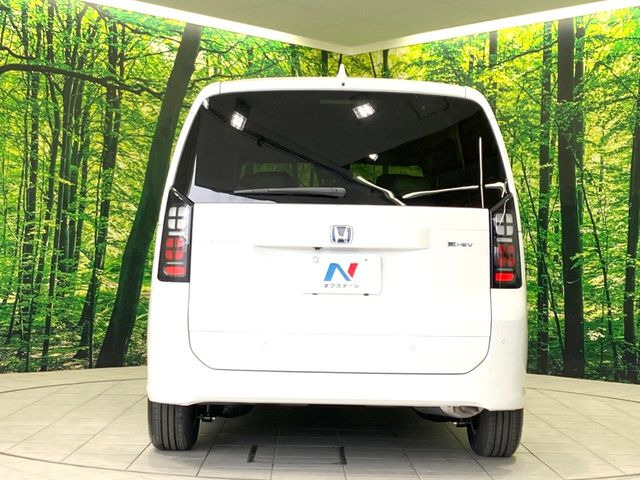 安心の最長10年・走行無制限保証(有償)をご用意。保証内容も充実はもちろん、無料点検&オイル交換や、年中無休の全国・24時間ロードサービスも付帯されておりますのでご安心下さい。