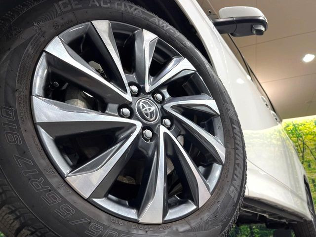 �y�����A���~�z�C�[���z�O�ςɃ}�b�`���������A���~�z�C�[���𑕒����Ă���܂��B�e��ЊO�A���~�z�C�[����A�X�^�b�h���X�^�C�����戵�����Ă���܂��B���񂲑��k����������