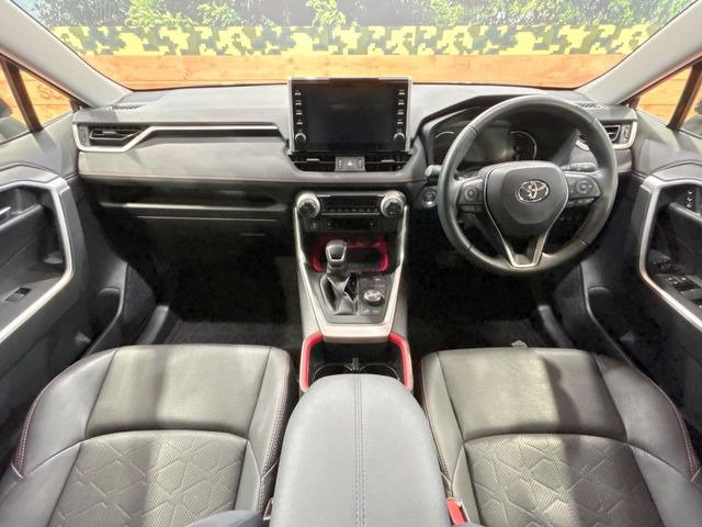 RAV42.0 アドベンチャー オフロードパッケージ 4WD