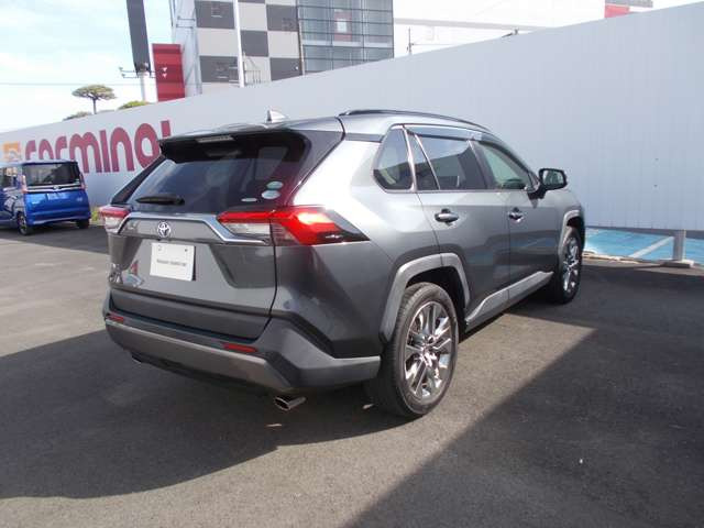 RAV4