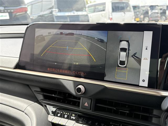 クラウンクロスオーバー2.5 G アドバンスト レザー パッケージ E-Four 4WD
