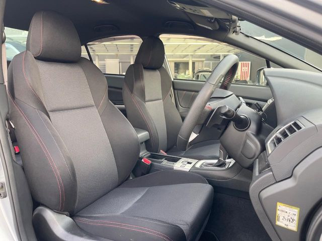 �y��p�X�|�[�c�V�[�g�z�z�[���h���ɗD��A�J�[�u���̑̂������}�����Ă���܂��B�܂��A�̂Ƀt�B�b�g���邩�獘��w�������ɂ����A�����O�h���C�u�⍂�����s�ł����K�ɂ��߂������������܂���