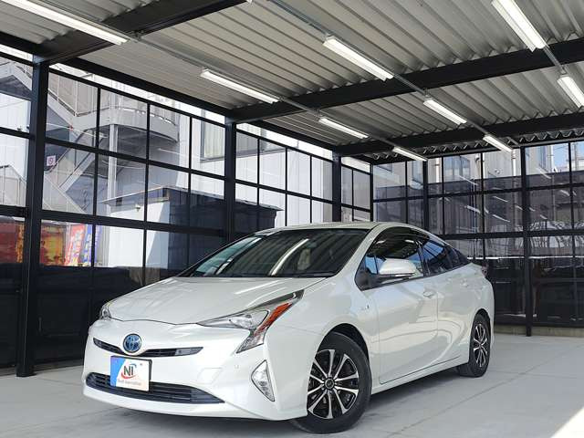 プリウス1.8 S セーフティ プラス