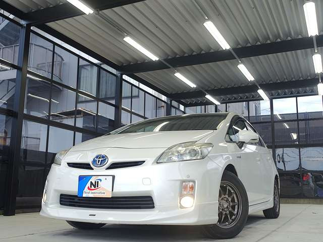 プリウス1.8 S