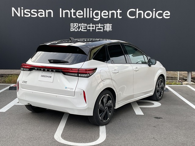 ノートオーラ1.2 G FOUR レザーエディション 4WD
