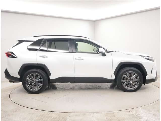 RAV42.5 ハイブリッド G E-Four 4WD