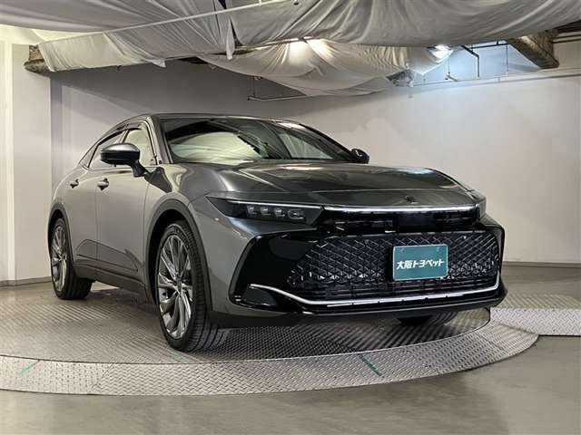 クラウンクロスオーバー2.5 G レザー パッケージ E-Four 4WD