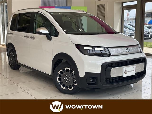 フリード1.5 e:HEV クロスター