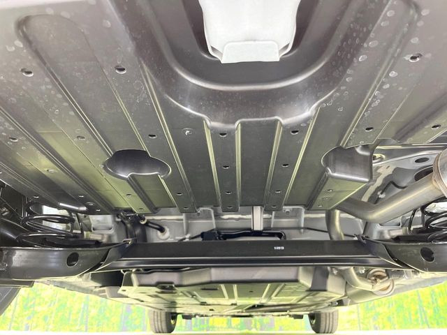 下回りがきれいなうちに、防錆加工の施工がオススメ。降雪地域はもちろん、沿岸部にお住いの方や、趣味でマリン・ウィンタースポーツをされる方にご好評いただいております。