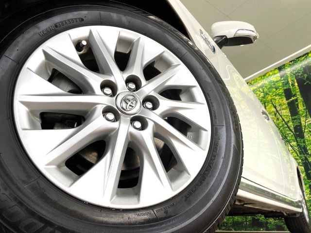 �y15�C���`�A���~�z�C�[���z�O�ςɃ}�b�`�����A���~�z�C�[���𑕒����Ă���܂��B�e��A���~�z�C�[����A�X�^�b�h���X�^�C�����戵�����Ă���܂��B���񂲑��k����������