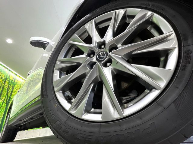 �y����19�C���`�A���~�z�C�[���z�O�ςɃ}�b�`���������A���~�z�C�[���𑕒����Ă���܂��B�e��ЊO�A���~�z�C�[����A�X�^�b�h���X�^�C�����戵�����Ă���܂��B���񂲑��k����������