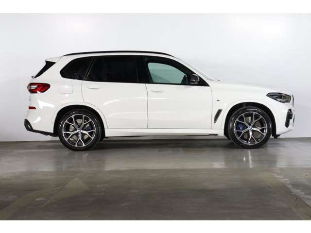 X5M50i 4WD