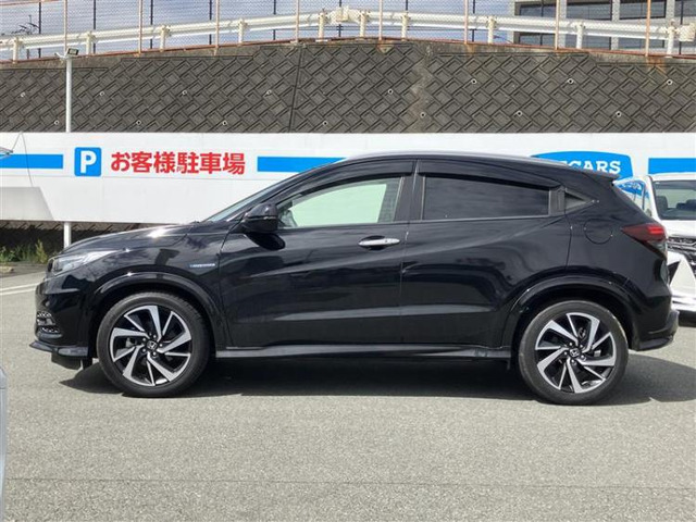 ヴェゼル1.5 ハイブリッド RS ホンダセンシング