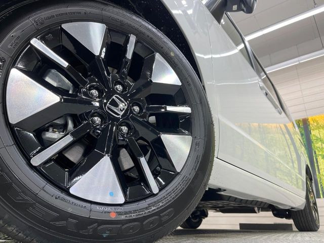 �y�����A���~�z�C�[���z�O�ςɃ}�b�`���������A���~�z�C�[���𑕒����Ă���܂��B�e��ЊO�A���~�z�C�[����A�X�^�b�h���X�^�C�����戵�����Ă���܂��B���񂲑��k����������