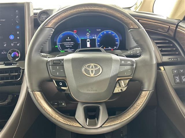 アルファードハイブリッド