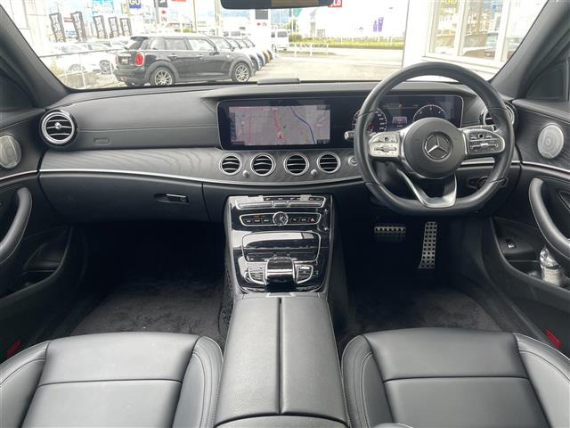 EクラスE220d アバンギャルド AMGライン