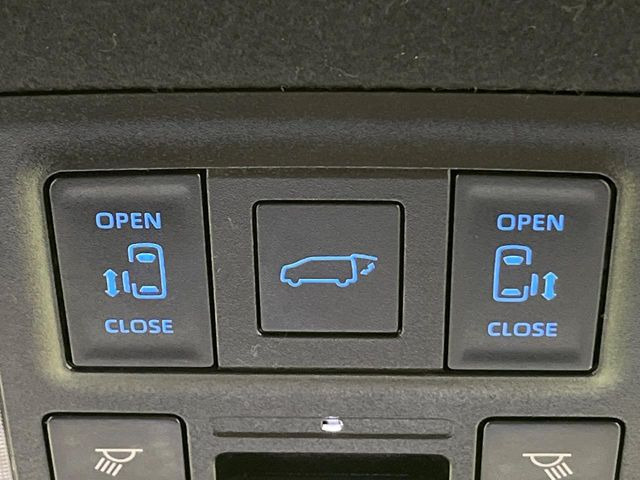 ヴォクシー1.8 ハイブリッド S-Z