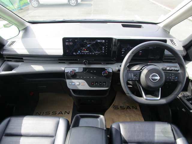 セレナ1.4 e-POWER ルキシオン