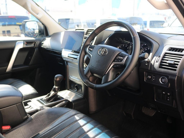 ランドクルーザープラド2.7 TX 4WD