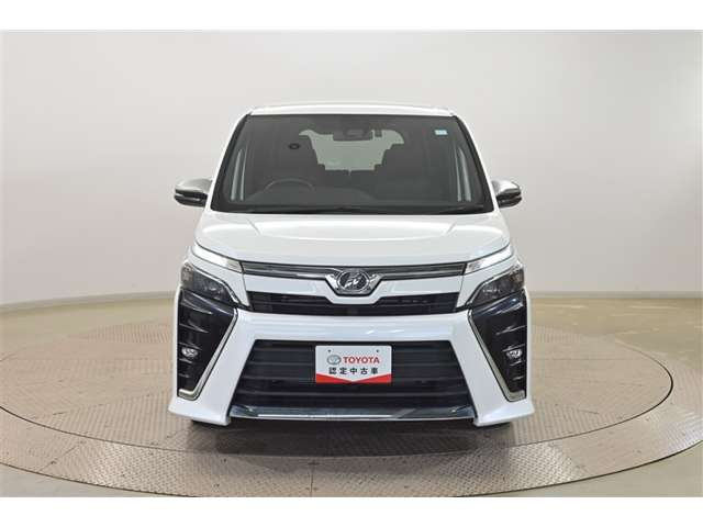 ヴォクシー2.0 ZS 煌