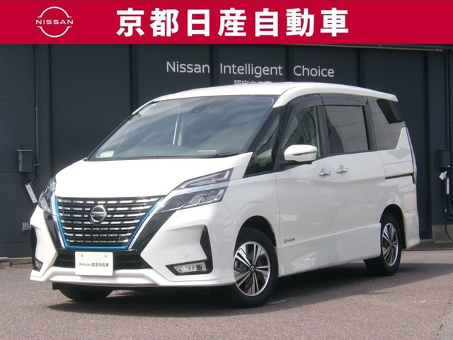 セレナ1.2 e-POWER ハイウェイスターV
