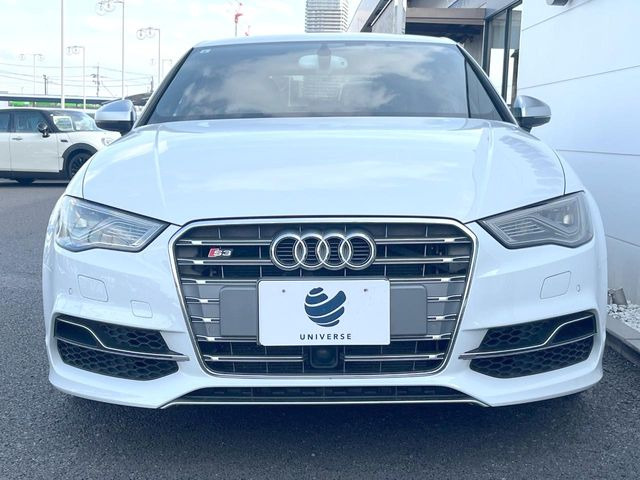 ●ご覧の通り綺麗な状態を維持しているお車ですが、小さなキズの状況や他の箇所のお写真もお送りできます。ご遠方の方でも安心してご検討いただける様、お客様のご希望に応じて出来る限りご対応させていただきます。