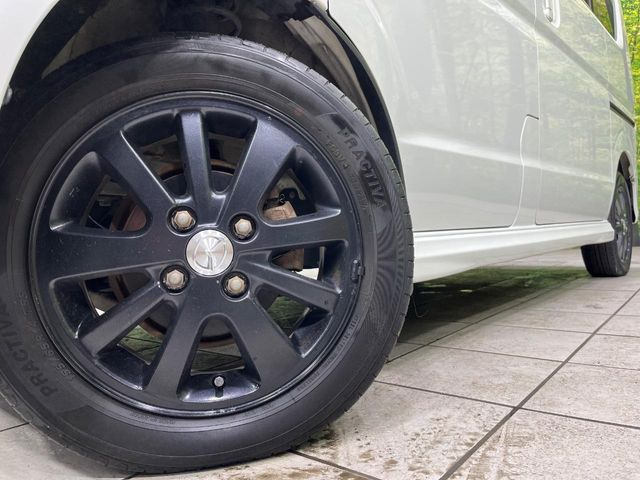 �y����14�C���`�A���~�z�C�[���z�O�ςɃ}�b�`���������A���~�z�C�[���𑕒����Ă���܂��B�e��ЊO�A���~�z�C�[����A�X�^�b�h���X�^�C�����戵�����Ă���܂��B���񂲑��k����������
