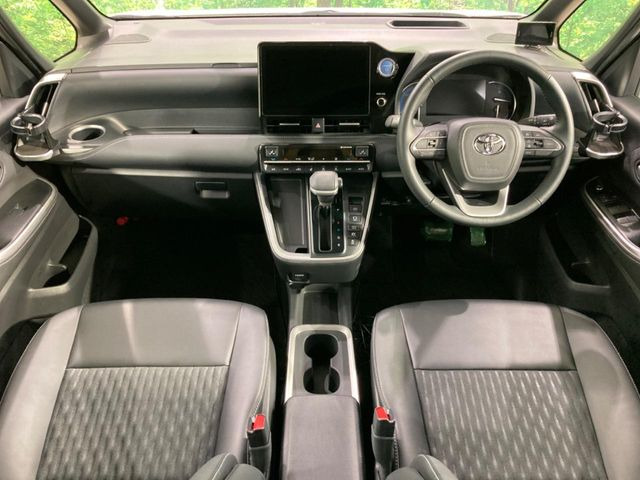 ノア1.8 ハイブリッド S-Z