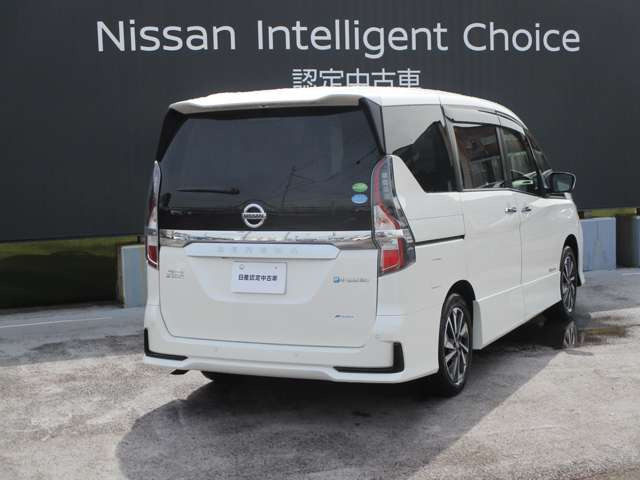 セレナ1.2 e-POWER ハイウェイスターV