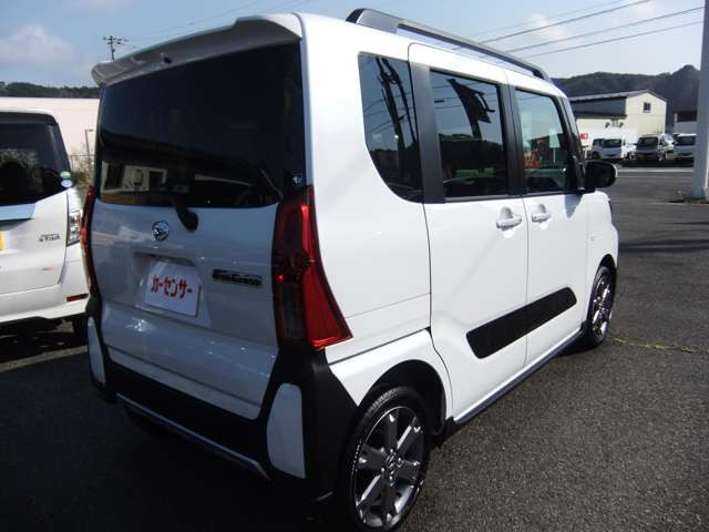 タントファンクロス ターボ 4WD