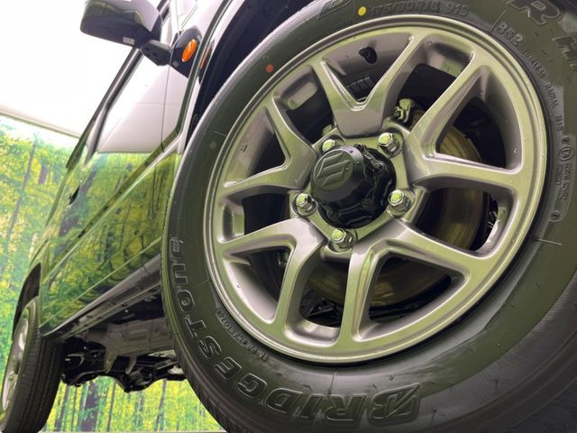【純正16インチアルミホイール】外観にマッチした純正アルミホイールを装着しております。各種社外アルミホイールや、スタッドレスタイヤも取扱いしております。是非ご相談ください♪