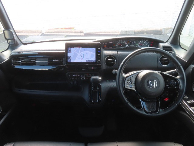 N-BOXカスタムL ターボ 4WD