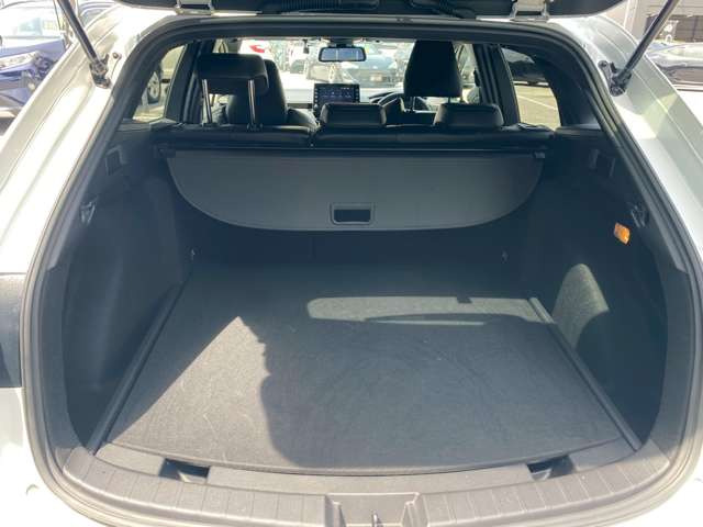 在庫車両に関してはお客様により良いものをご提供する為に品質に拘って仕入れを行っております。各お車の状態はそれぞれですのでご商談時に当店スタッフがご説明させて頂きますのでご安心くださいませ。
