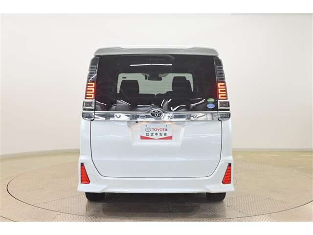 ヴォクシー2.0 ZS 煌