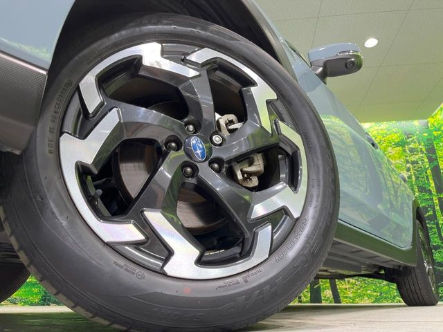 �y����18�C���`�A���~�z�C�[���z�O�ςɃ}�b�`���������A���~�z�C�[���𑕒����Ă���܂��B�e��ЊO�A���~�z�C�[����A�X�^�b�h���X�^�C�����戵�����Ă���܂��B���񂲑��k����������