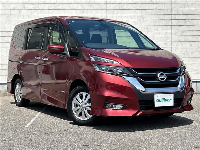 セレナ2.0 ハイウェイスター Vセレクション 4WD