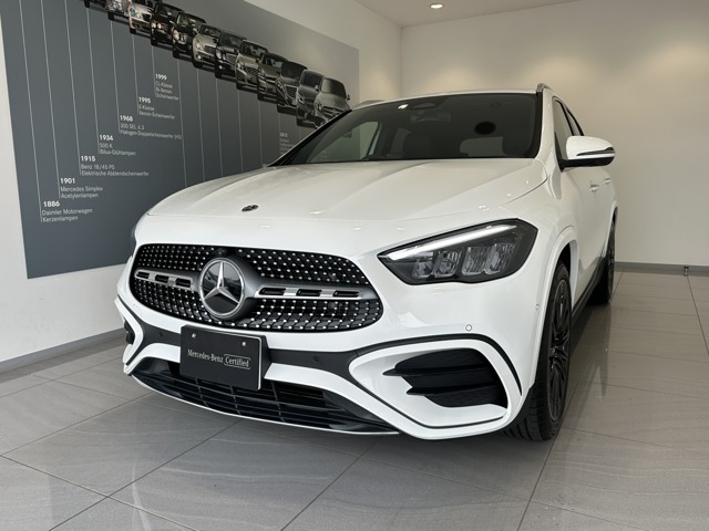 GLAクラスGLA200 d 4マチック アーバン スターズ 4WD